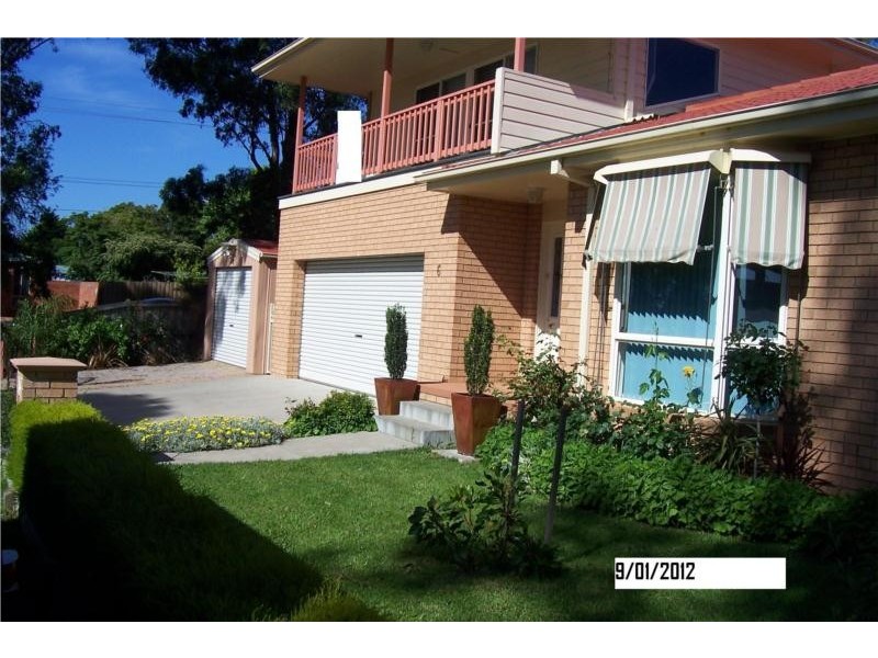 6 McMahons Road, Lakes Entrance VIC 3909