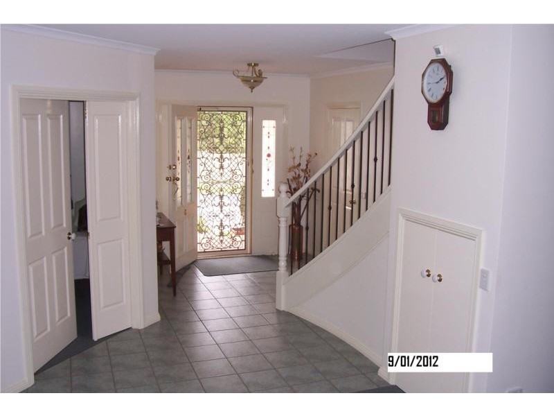 6 McMahons Road, Lakes Entrance VIC 3909