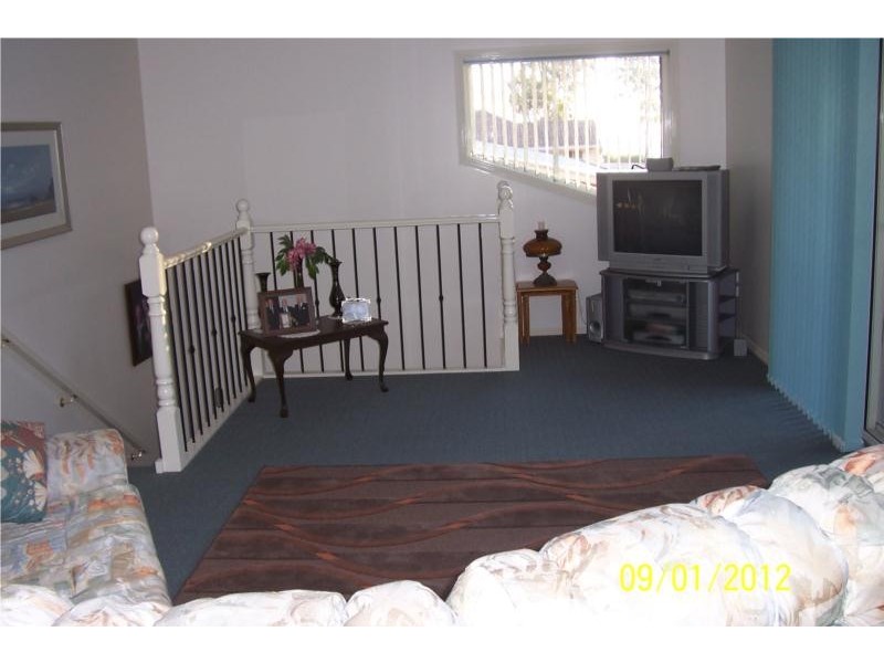 6 McMahons Road, Lakes Entrance VIC 3909