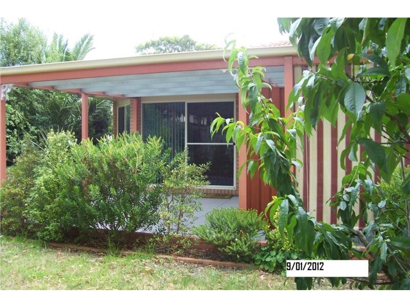 6 McMahons Road, Lakes Entrance VIC 3909