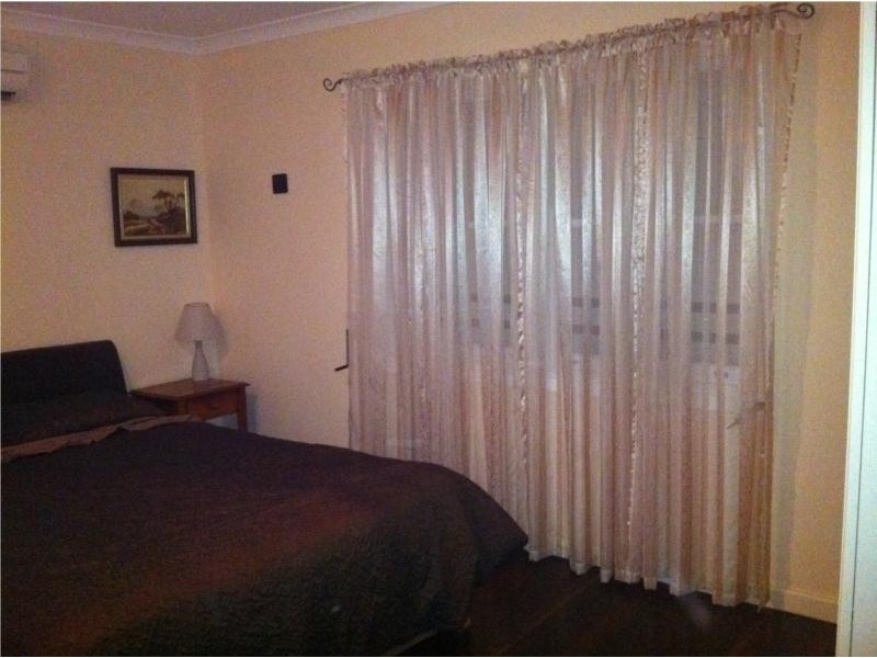 4 Banjine Road, Koongamia WA 6056