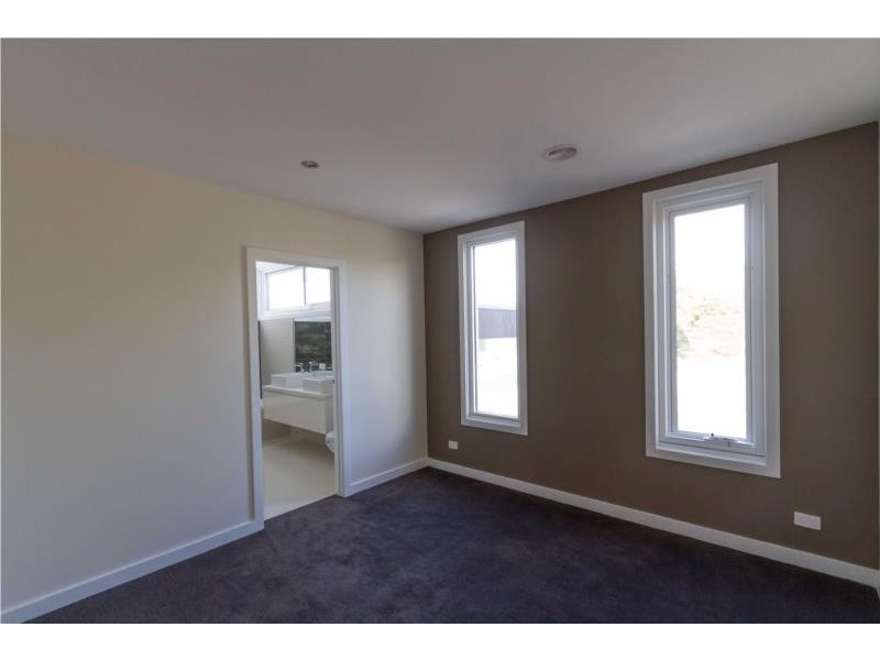 51 PETER STREET, Box Hill North VIC 3129