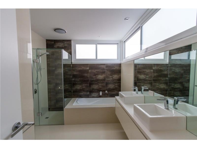 51 PETER STREET, Box Hill North VIC 3129