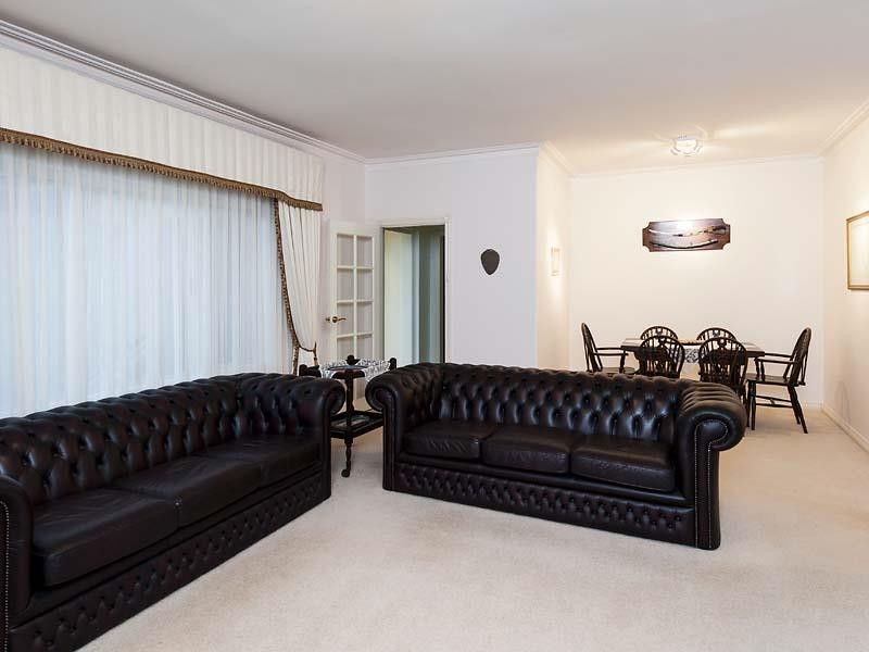 17 Kingsland Ave, City Beach WA 6015