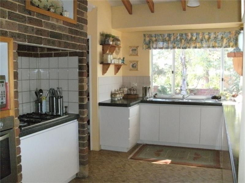 2 Discovery Drive, Thornlie WA 6108