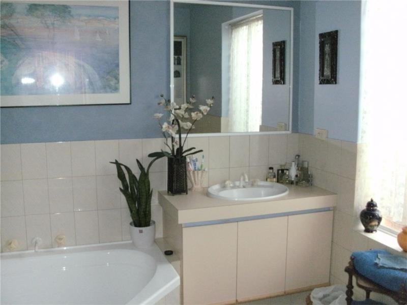 2 Discovery Drive, Thornlie WA 6108