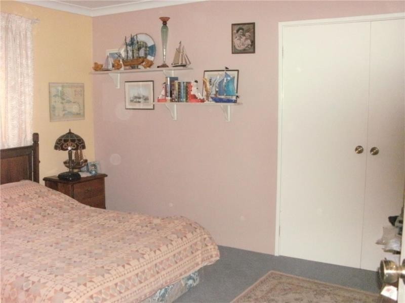 2 Discovery Drive, Thornlie WA 6108