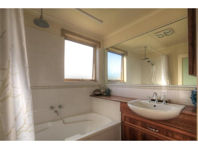 217 Commercial Road, Koroit VIC 3282