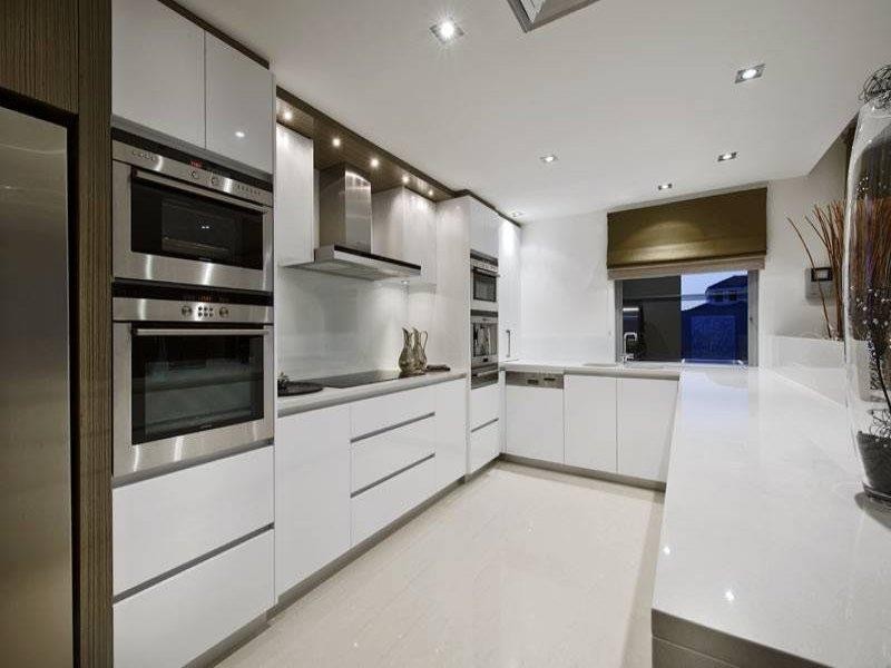 11 Letchworth Centre Ave, Salter Point WA 6152