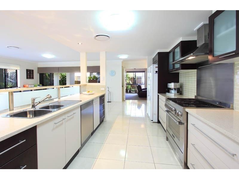 10 Wilson Place, Gumdale QLD 4154