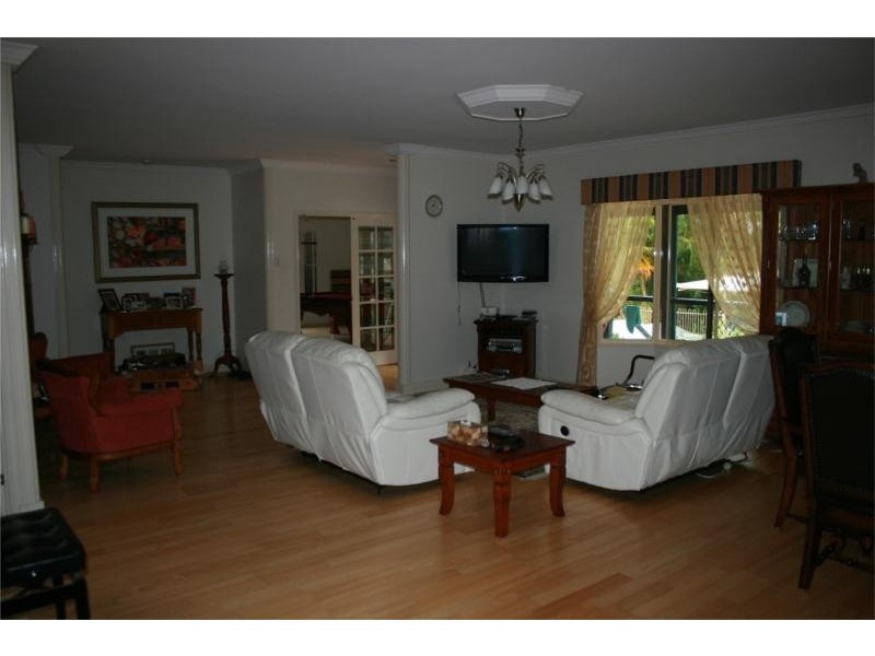 312 Petersen Road, Morayfield QLD 4506