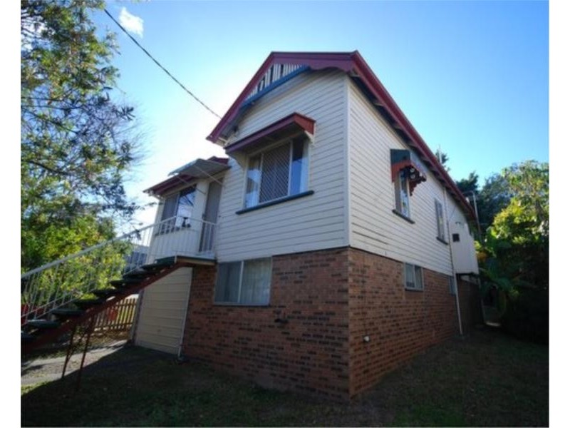 31 Henry Street, Woolloongabba QLD 4102