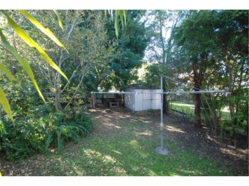 31 Henry Street, Woolloongabba QLD 4102