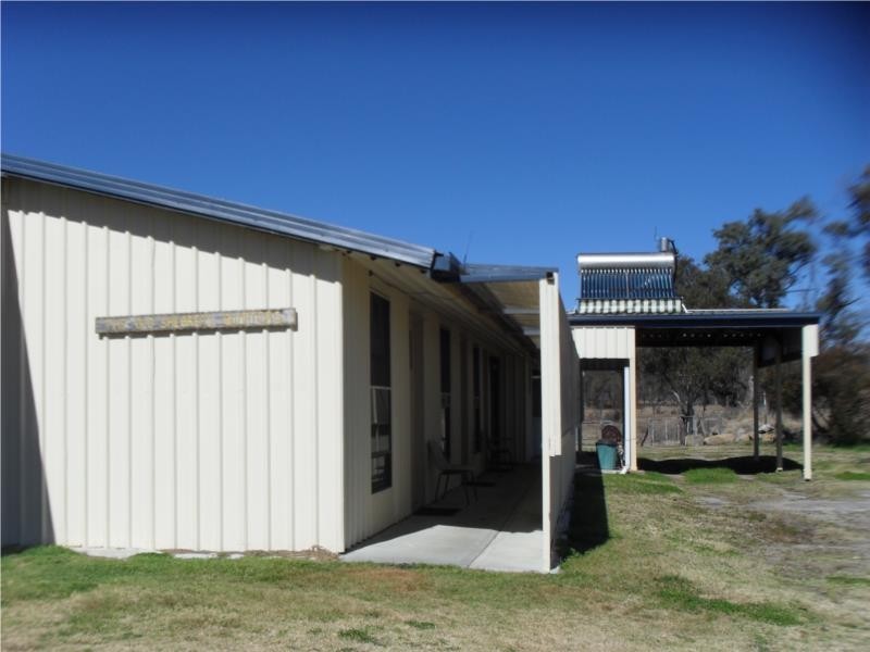 321  Aerodrome Road, Stanthorpe QLD 4380