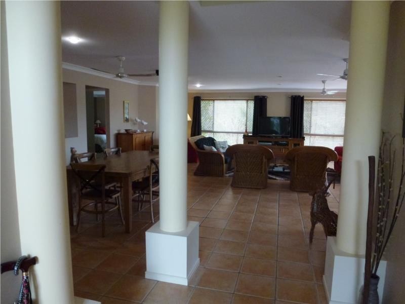 51 Tussock Crescent, Elanora QLD 4221