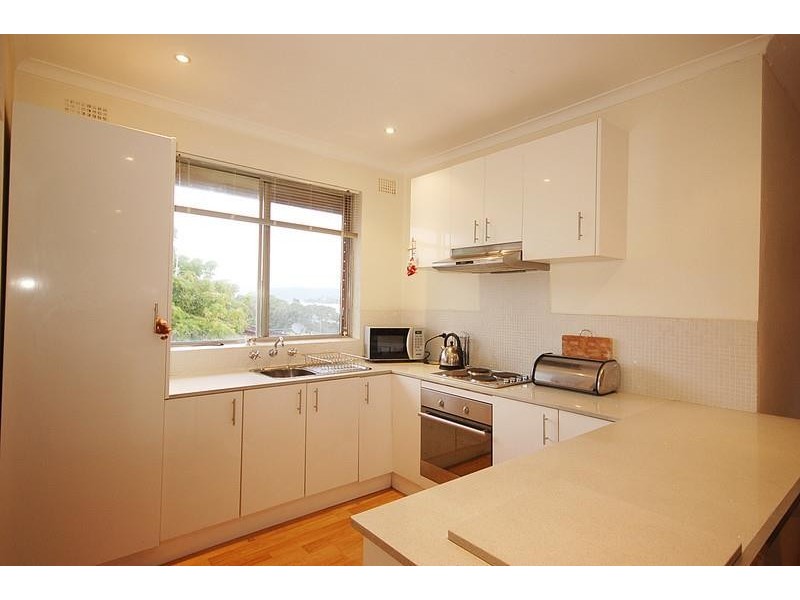 39 Masons Parade, Gosford NSW 2250