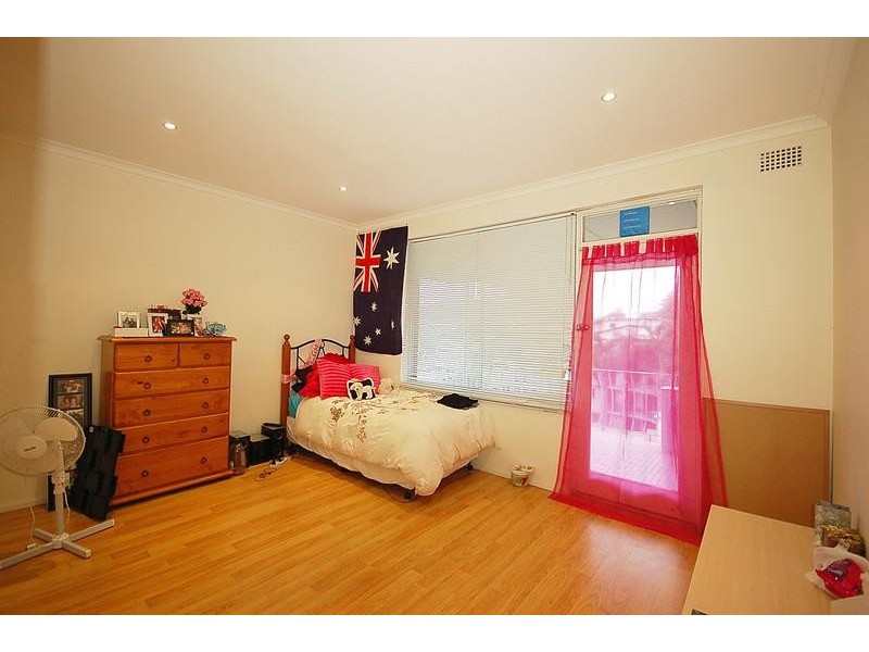 39 Masons Parade, Gosford NSW 2250