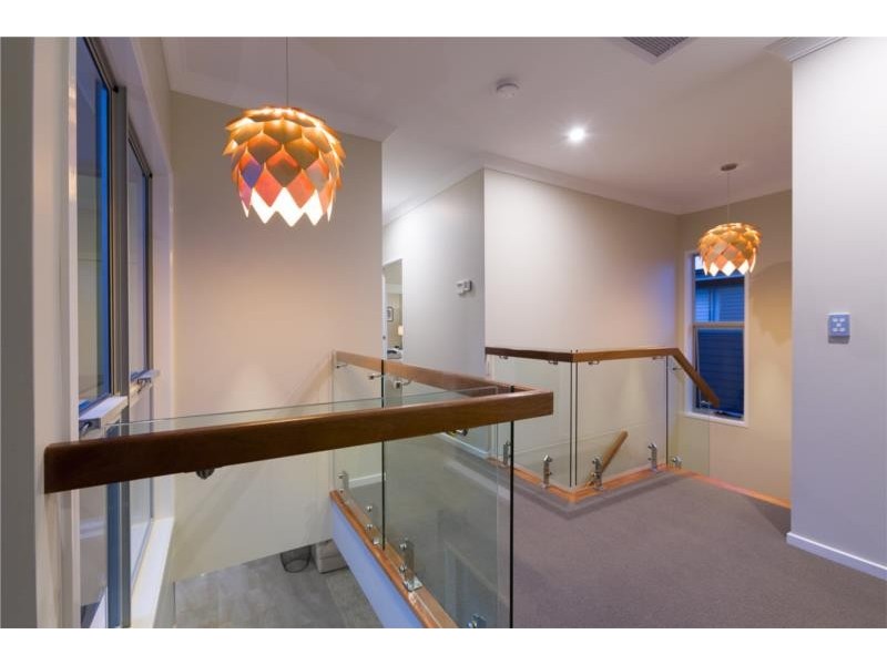 94 Gordon Street, Hawthorne QLD 4171