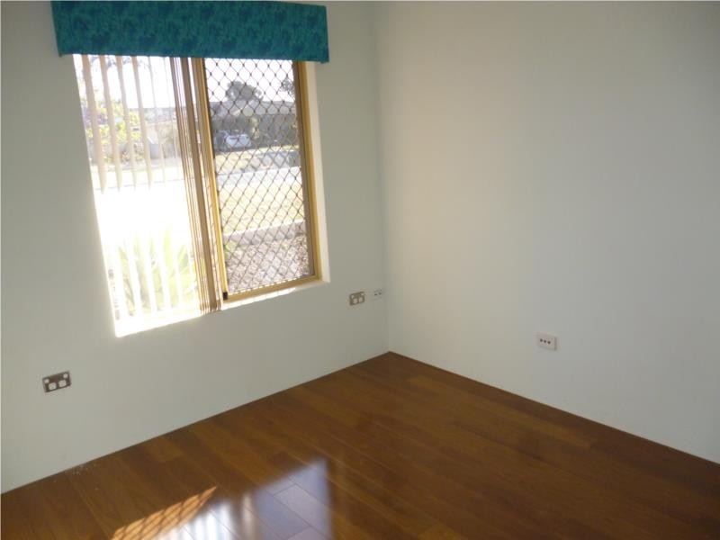 28 Galaxy Way, Carlisle WA 6101