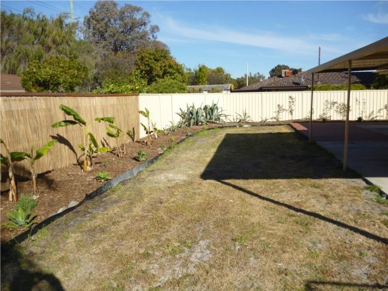 28 Galaxy Way, Carlisle WA 6101