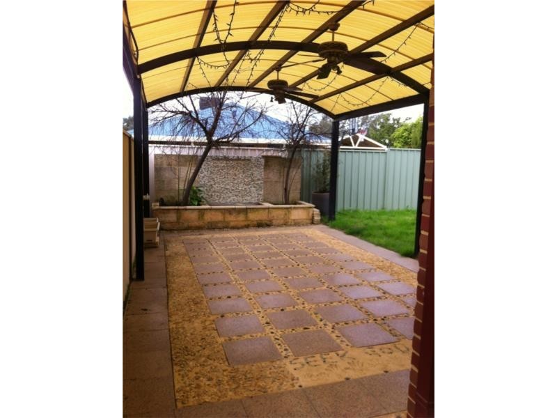 4 Laurina Way, Jane Brook WA 6056