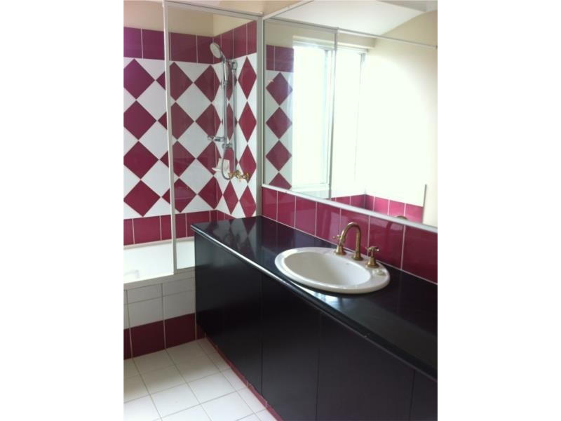 4 Laurina Way, Jane Brook WA 6056