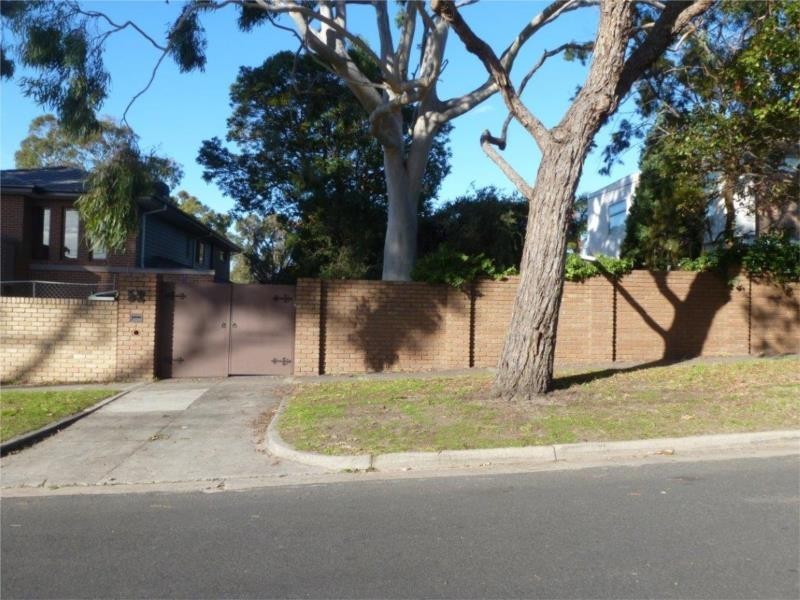52 Dalgetty Road, Beaumaris VIC 3193