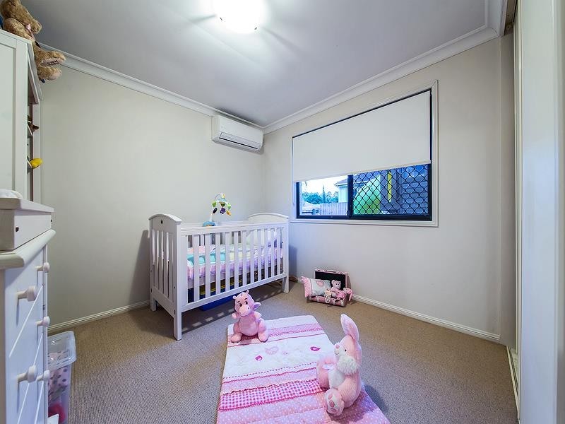 8 Lychee Place, Belmont QLD 4153