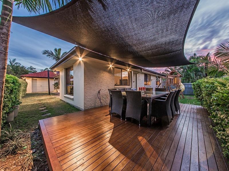 8 Lychee Place, Belmont QLD 4153