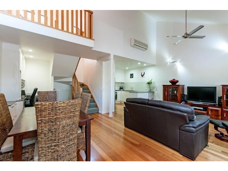 13/9 Rosecliffe Street, Highgate Hill QLD 4101