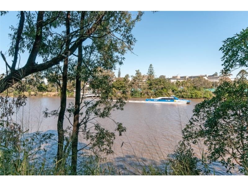 13/9 Rosecliffe Street, Highgate Hill QLD 4101