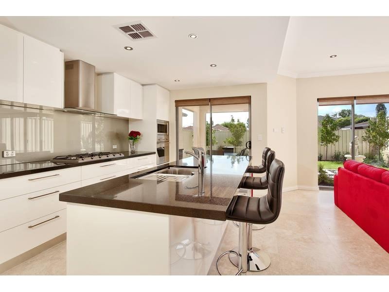 13 Wade Street, Joondanna WA 6060