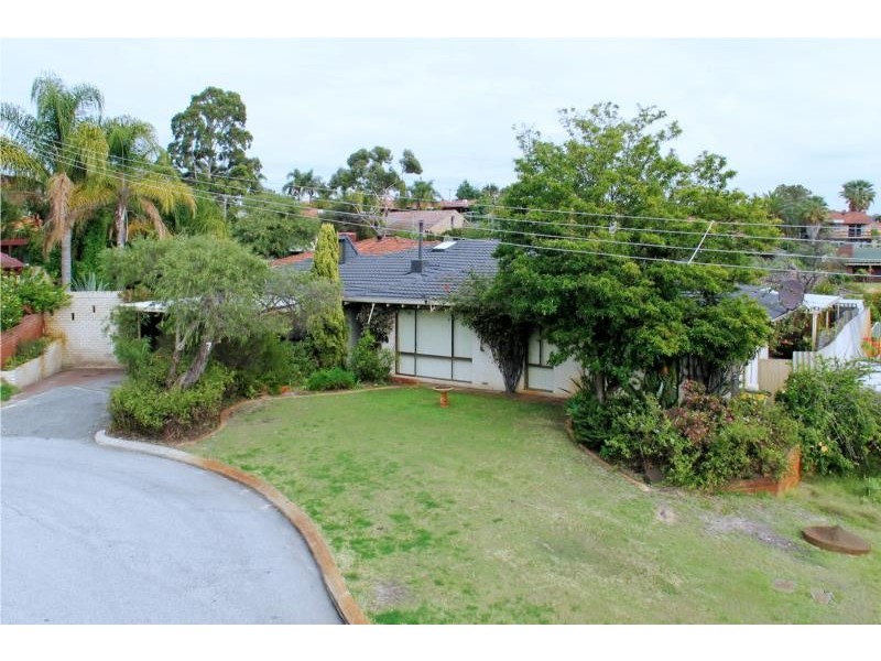 7 Hawk Grove, Willetton WA 6155