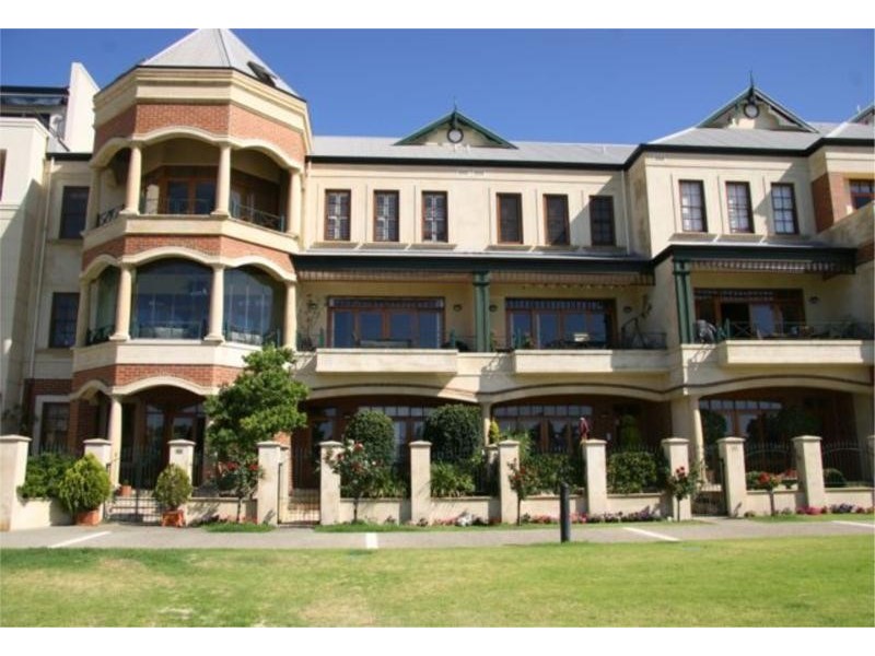 2/12 Doepel Street, North Fremantle WA 6159