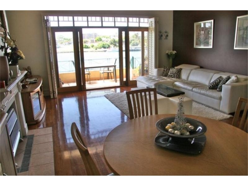 2/12 Doepel Street, North Fremantle WA 6159