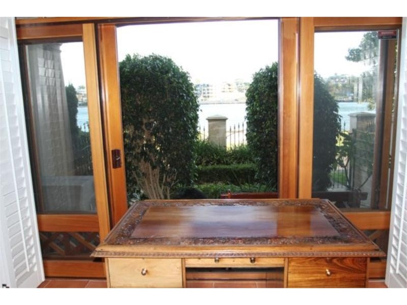 2/12 Doepel Street, North Fremantle WA 6159