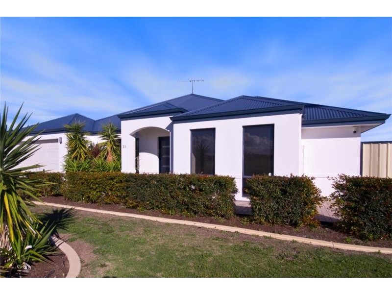 21 Blackford Turn, Success WA 6164
