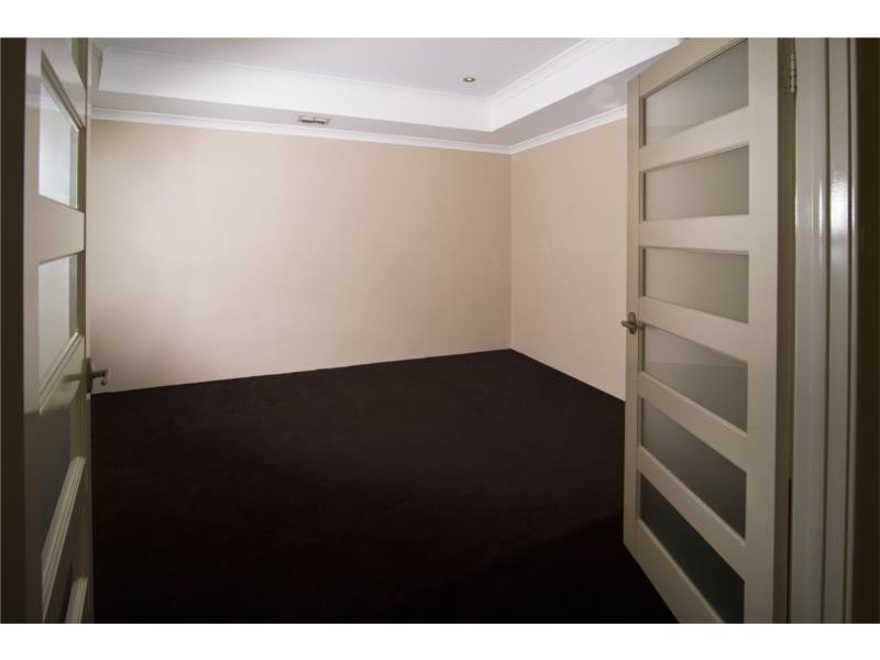 21 Blackford Turn, Success WA 6164