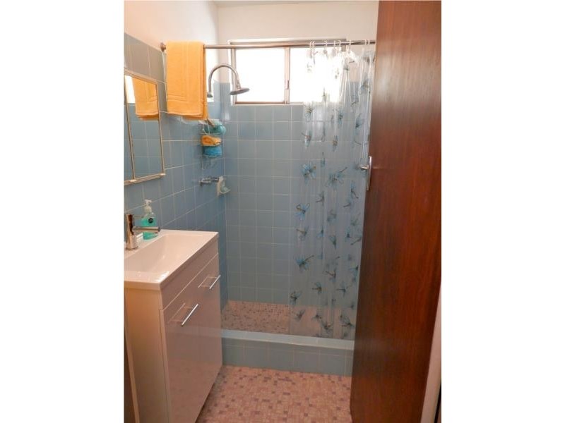 93 Holmes Road, Munster WA 6166