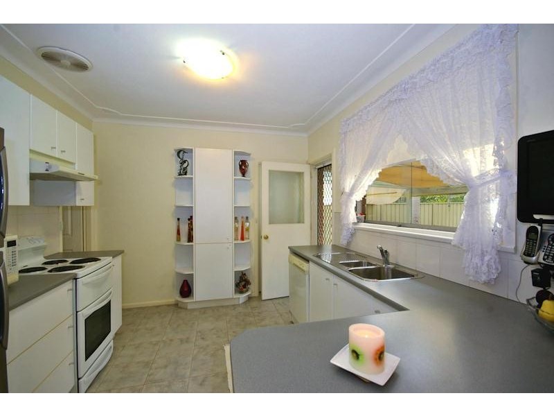 10 Stevens Av, Miranda NSW 2228