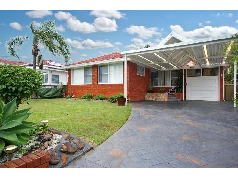 10 Stevens Av, Miranda NSW 2228