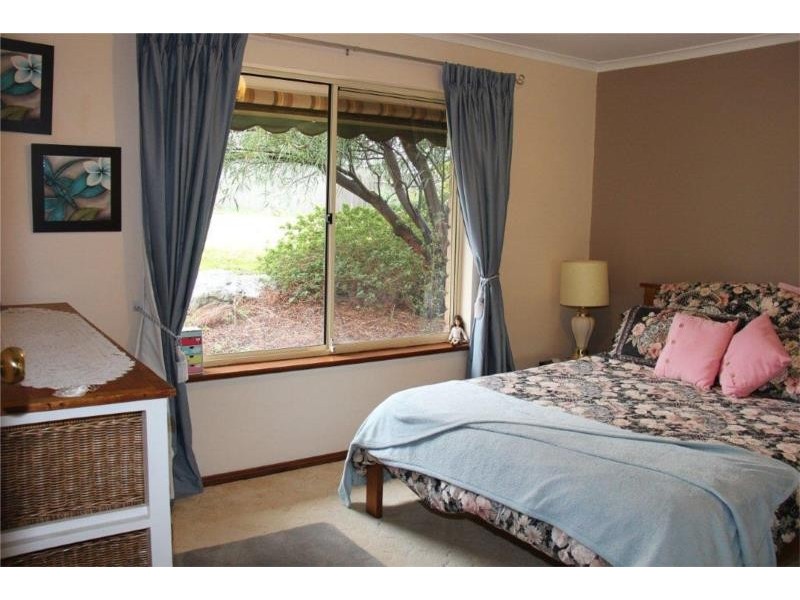 1 Powell Drive, Gawler East SA 5118