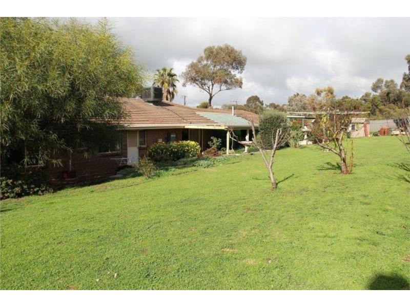 1 Powell Drive, Gawler East SA 5118