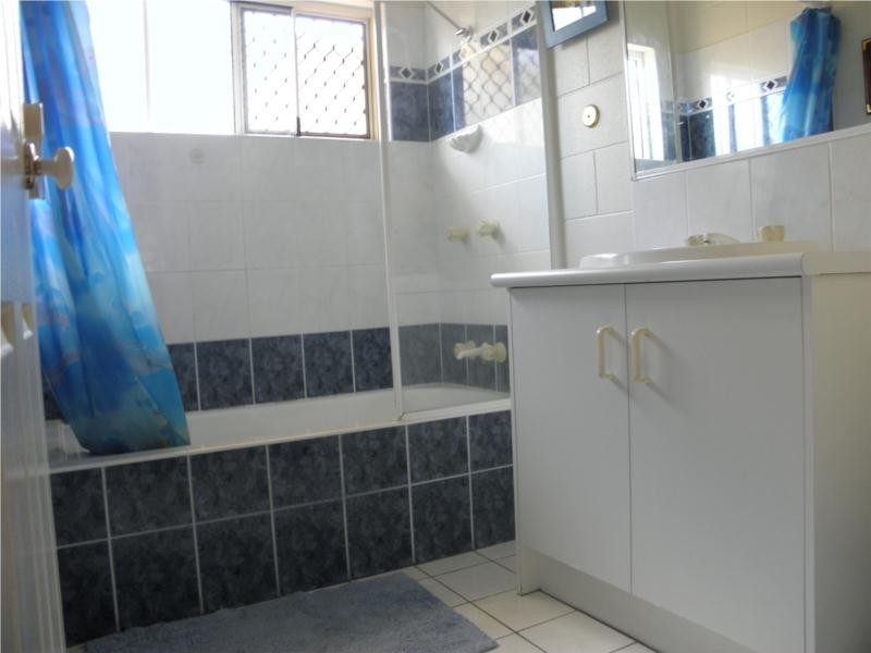 18 Shell Close, Kewarra Beach QLD 4879