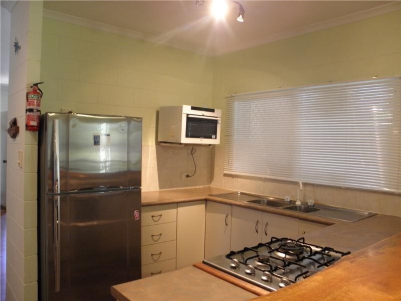 18 Shell Close, Kewarra Beach QLD 4879