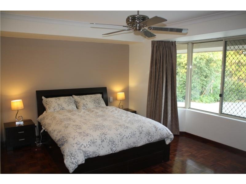 24a Barton Parade, Bassendean WA 6054