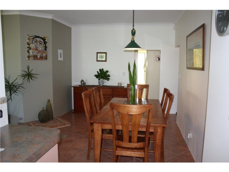24a Barton Parade, Bassendean WA 6054