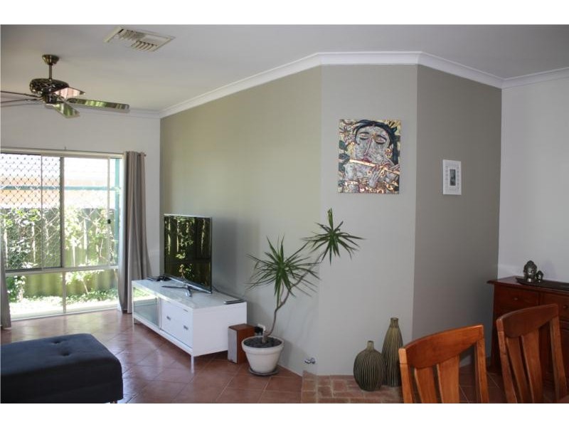 24a Barton Parade, Bassendean WA 6054
