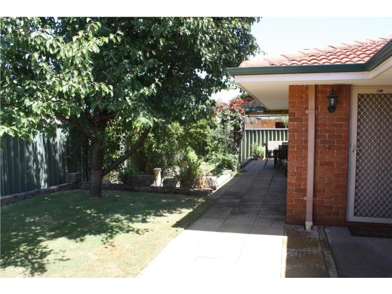 24a Barton Parade, Bassendean WA 6054