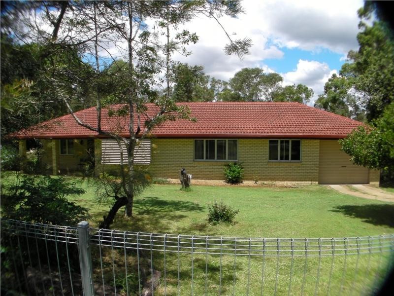 77 Rosemary Street, Bellbird Park QLD 4300